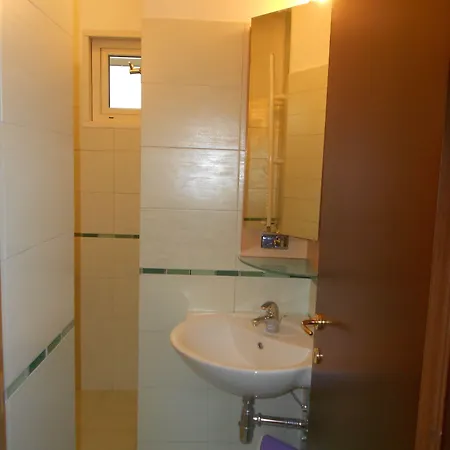 Bed & Breakfast A Casa Chiecchi Rome