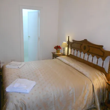 A Casa Chiecchi Bed & Breakfast Řím
