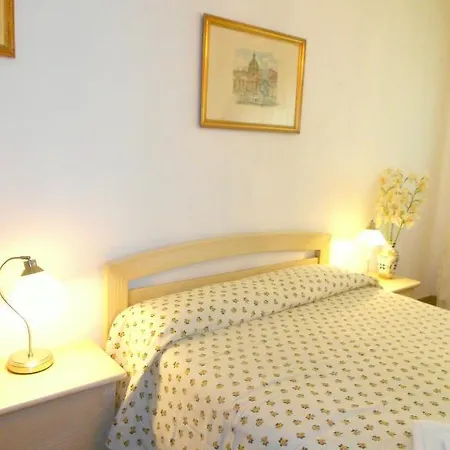 Nocleg ze śniadaniem A Casa Chiecchi 2*